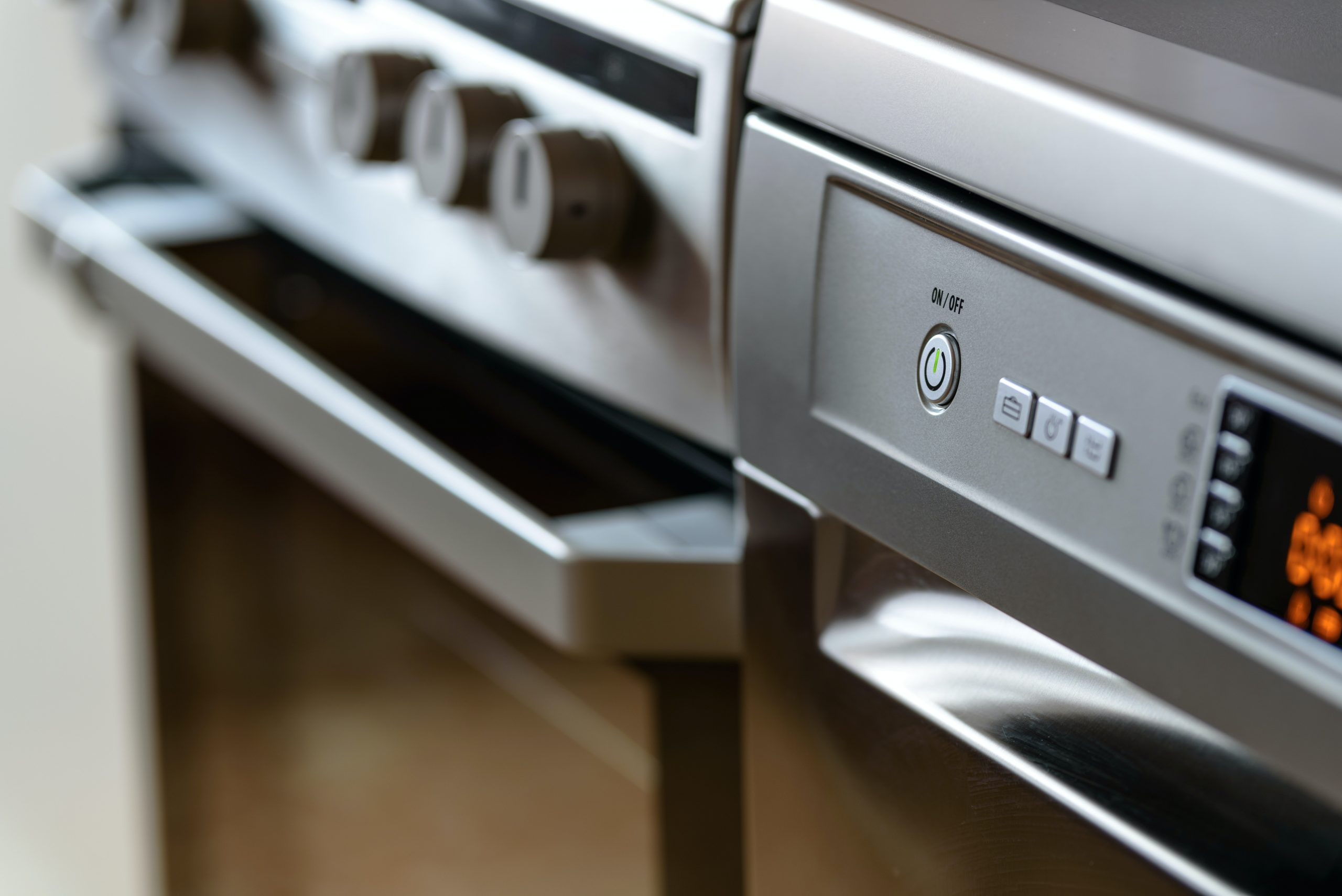 When Is the Best Time of Year to Buy Large Appliances?